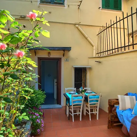 Casa A 2 Passi Dal Mare Con Patio Privato * Imperia