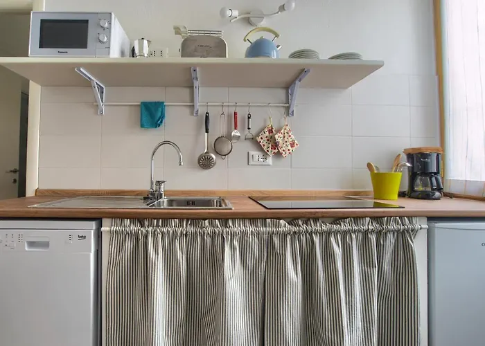 Casa A 2 Passi Dal Mare Con Patio Privato Semesterbostad