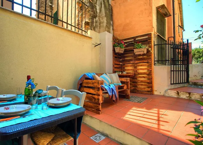 Casa A 2 Passi Dal Mare Con Patio Privato * Imperia